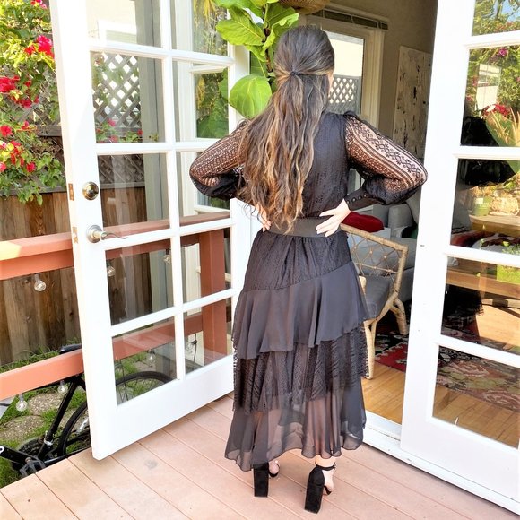 😍 Maison De Robes 𝓛𝓪𝓻𝓪 Dress - Picture 6 of 8